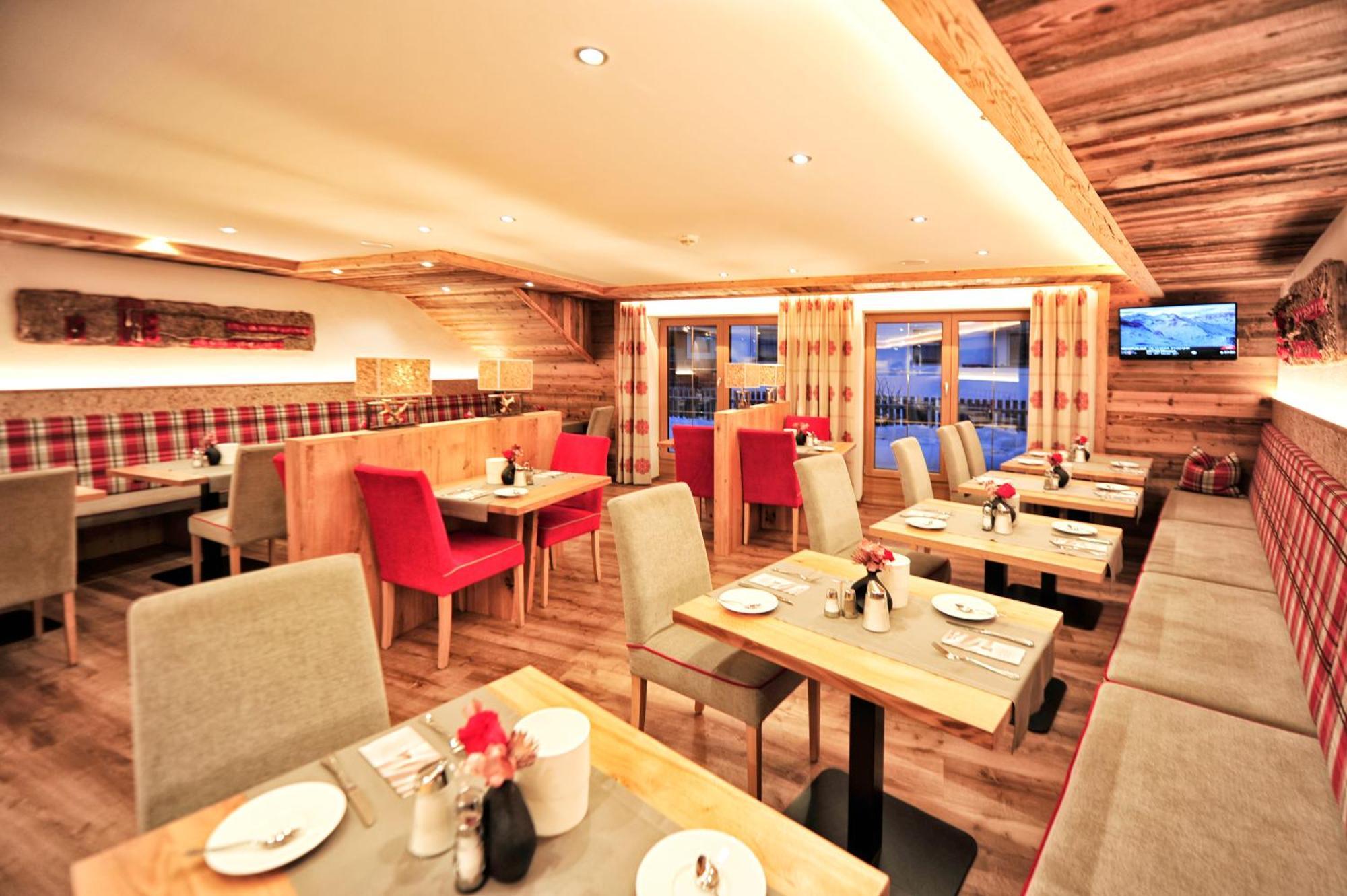 אישגל Hotel Garni Bellevue מראה חיצוני תמונה